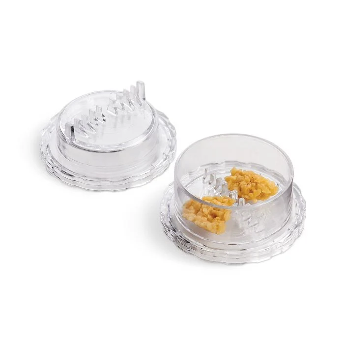 Fantes Cousin Antonella's Twisting Garlic Mincer - Image 4