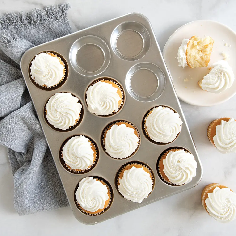 Nordic Ware 12 Cavity Muffin Pan - Image 6