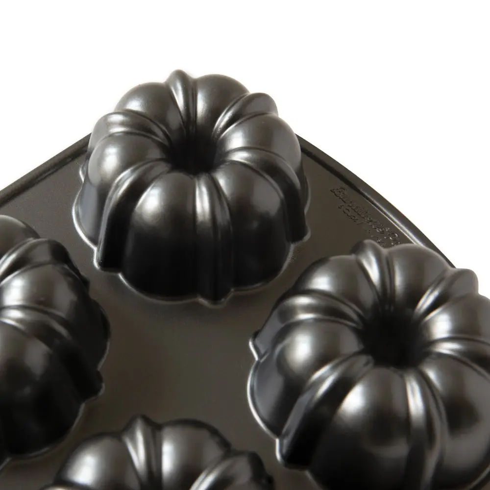 Nordic Ware Classic Bundtlette® Cake Pan - Image 4