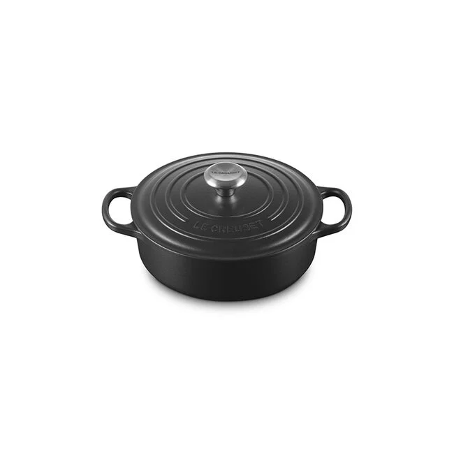 Le Creuset 3 1/2 Qt Round Wide Dutch Oven - Image 12